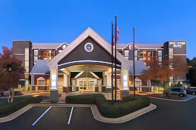 Homewood Suites by Hilton Atlanta - Alpharetta فنادق في Alpharetta