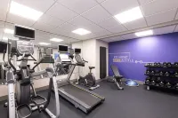 Holiday Inn Express & Suites Danbury - I-84 Отели в г. Риджфилд