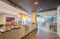 Royal Pacific Hotel Sydney - pemandangan pegunungan