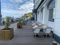 Le Grand Hôtel de la Marine "face à la mer" Hotels in Commes
