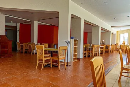 Los Lagos de Montebello