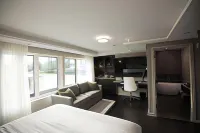 The Reid Hotel