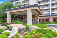Holiday Inn Express & Suites King of Prussia Hotels in Wayne