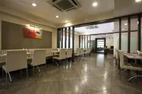 Vits Shalimar, Ankleshwar - petit déjeuner