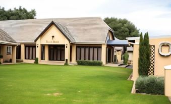 Scott's Manor Guesthouse Function and Conference Venue