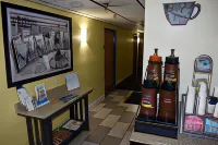Super 8 by Wyndham Newport News/Jefferson Ave. Hotels in Smithfield