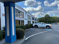 石山羅德威酒店 - 停車場