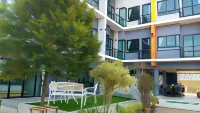 Sor Kor Sor Resort Hotels near Khram Yai Island