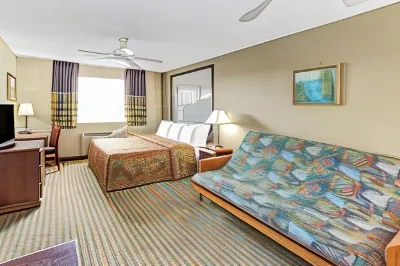Super 8 by Wyndham Gurnee Hotels near Churchill Hunt Park Playground