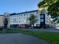 Fast Hotel Svolvær - 3 ดาว