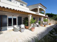 Les Chambres d'hôtes de Mougins Hotels in Mougins