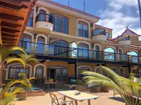 VV Apartamentos Estrella Del Norte Hôtels à proximité de : El Drago Milenario