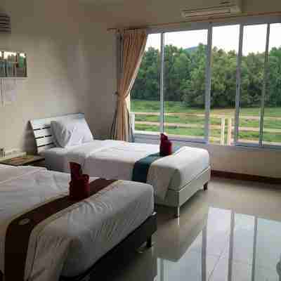 Siriburi Resort Rooms