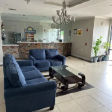 Days Inn by Wyndham Humble/Houston InterContinental Airport