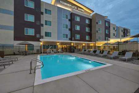 TownePlace Suites Sacramento Elk Grove Отели рядом с достопримечательностью «Парк Вельма & Лестер Кинг»