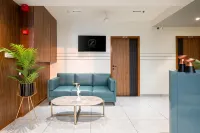 The Zuree Hotel - 2-Star