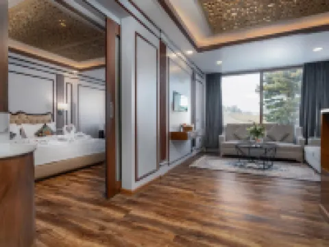 Hotel Hilltop