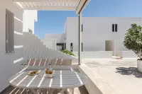 Om Living Milos