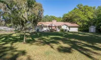 Peaceful Beaufort Single Story Ranch w/ Pond View - 3Br/2BA/8 Beds. Sleeps Many!