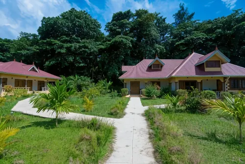 Zerof Self Catering Apartments Hotels in La Digue