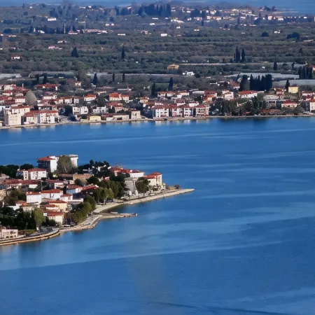 Aethra House in Agria Volou