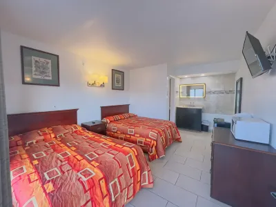 Dry Dock Motel 해변공원 호텔