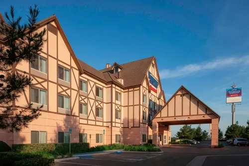 Fairfield Inn & Suites Selma Kingsburg Hotels in Selma
