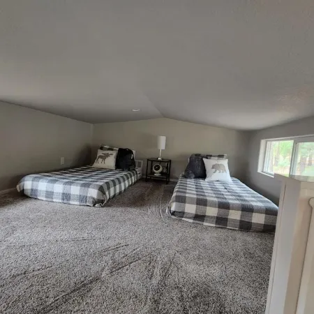 Luxurious Tiny Cottage-Relax-Hike-Fish-Eat!!
