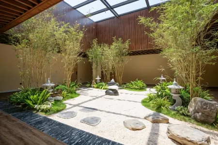 Chill Out Sea Apartment in Flamingo Hai Tien Отели в г. Хоангхоа