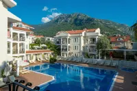 Sea Breeze Hotel and Apartments