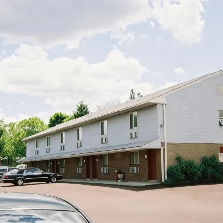 Knights Inn Center Valley