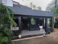 MAD about Coco Yoga & Beach Retreat - Balcony