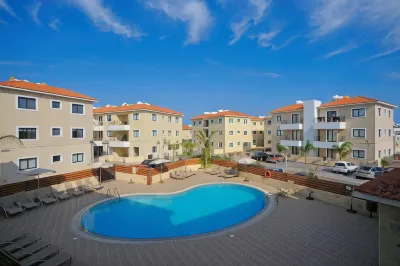 Kyklades Resort & Spa Villa Serenity 주변 호텔