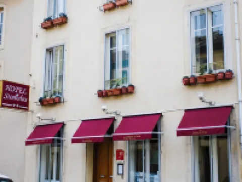 ル スタニスラ ナンシーのホテル