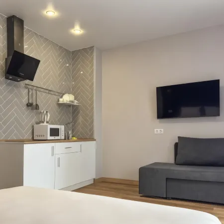 Гостиниц.NET на Ленина Отели рядом с достопримечательностью «Собор Александра Невского»