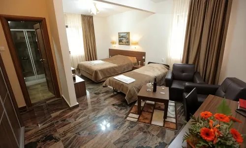 Hotel Kratis