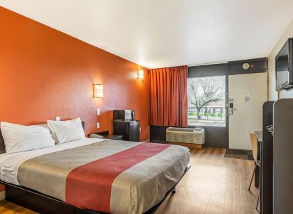 Motel 6 Little Rock, AR - West