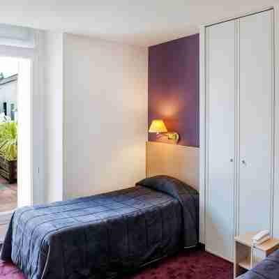 Hôtel Continental Rooms