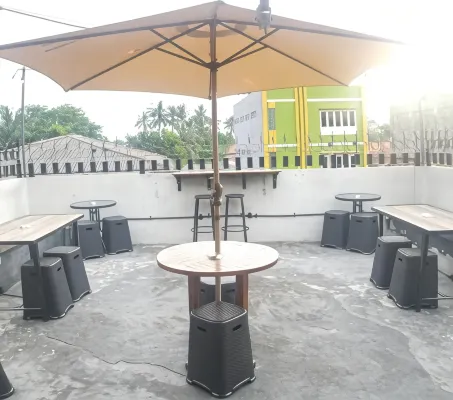 CoffeeBunk Hostel Hotels in Karawaci