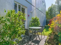 City Centre Motel Hotels near Phillipstown