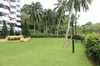 Sri Sayang Resort Service Apartment Отели в г. Бату Ферринги
