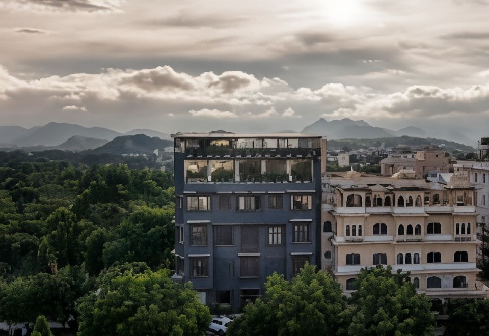 hotel overview picture
