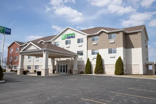 Holiday Inn Express Toledo West - Napoleon, an IHG Hotel Hotels in Fulton County