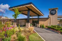 Old Orchard Inn Hotels in 