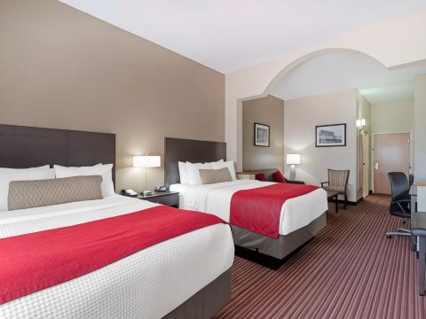 Best Western Plus Bradbury Inn  Suites