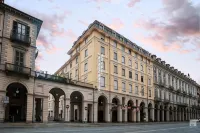 โรงแรมดิโพลแมติก โรงแรมใน