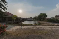 RedDoorz Syariah at Bumi Eyang Enin Homestay Tasikmalaya Hotels in Sukaratu