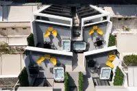Incanto Boutique Suites - Neos Kosmos Hotels in Neos Kosmos