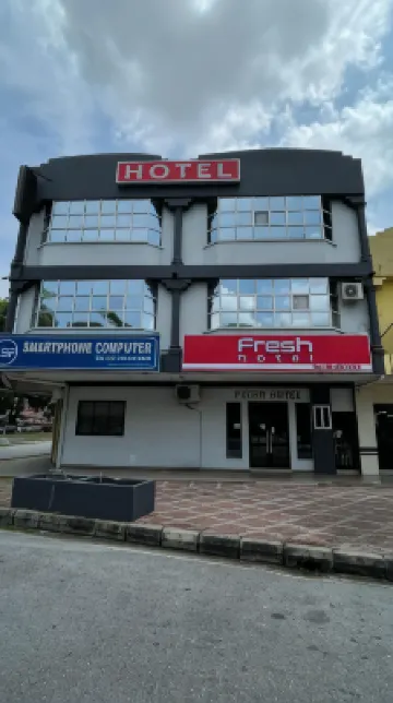 Fresh Hotel Ipoh Hotels in Menglembu