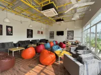 Bedzzz Varanasi by Leisure Hotels, 1 Km from Dashwasamedh Ghat - Balkoner
